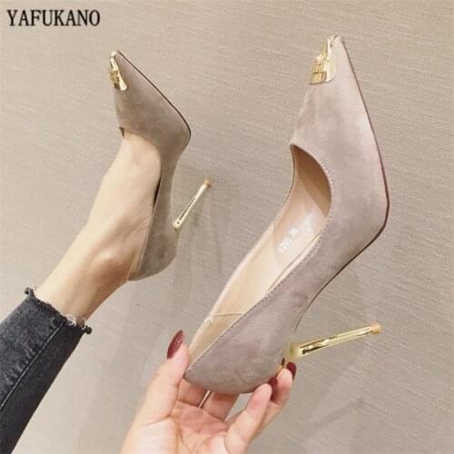 Spring Metal Head Black Work Shoes Korean Pointed Toe Pumps Thin Heels Sexy Professional Womens Single Shoes Classic High Heels