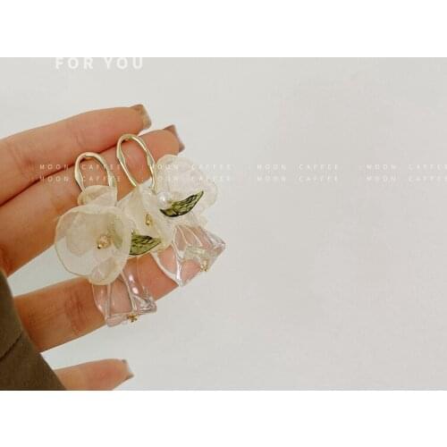 S925 New Lightweight Geometric Earrings Fashion Retro Soft Yarn Flower Earrings Acrylic Girl Super Fairy Holiday Earrings Tide