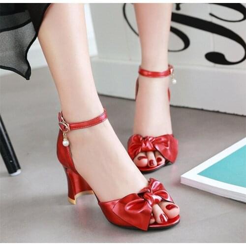 2021Women Chunky Heels Womens Sandals Open Toe red White Pink All-match Female Pumps Fashion Womens Sandals