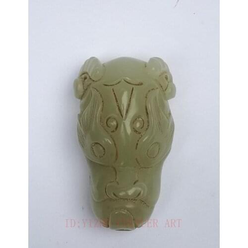 YIZHU CULTUER ART Collection Old China Xinjiang Jade Carving ox Head Statue Pendant Decoration