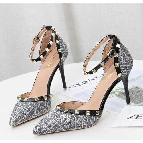 Fashion rivet womens sandals pointed thin heel shoes high heel womens shoes banquet shoes wedding ceremony