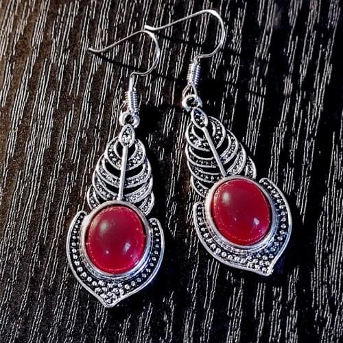 YWOSPX Vintage Silver Dangle Earrings for Women Fashion Jewelry Wedding Feathers Brincos Engagement Party Bohemian Red Earings