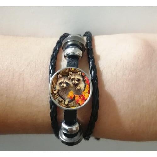 2019 New Fashion Popular Cute Tree Hole Raccoon Rope Leather Woven Bracelet Lucky Bracelet
