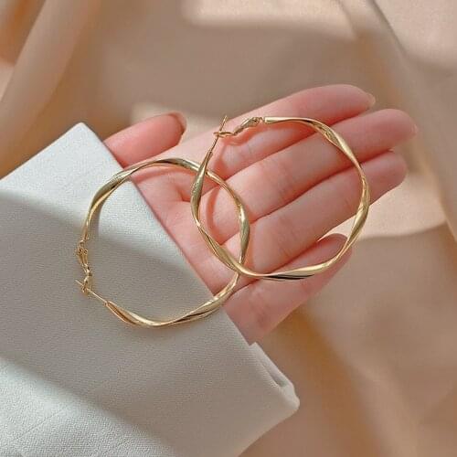 Big Hoop Earrings Ring Round Female Ear Rings Gold Color Large Circle Earring Huggies Personality Fashion Jewelry Gifts