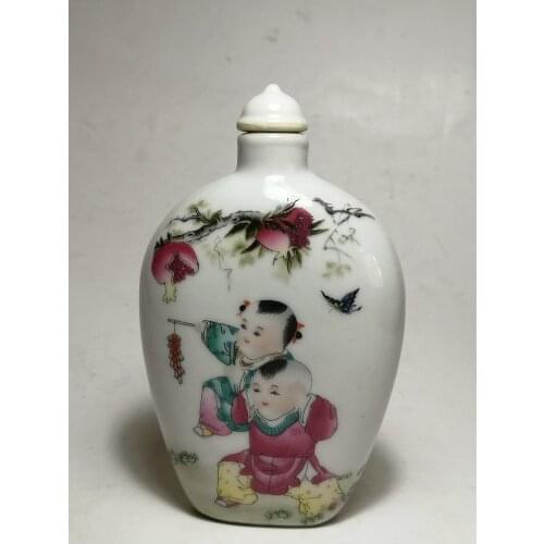 YIZHU CULTUER ART Collection Chinese Old Famille rose Porcelain Lovely Boy Figure Snuff Bottle