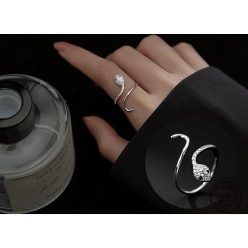 Woozu Women's Silver Rings