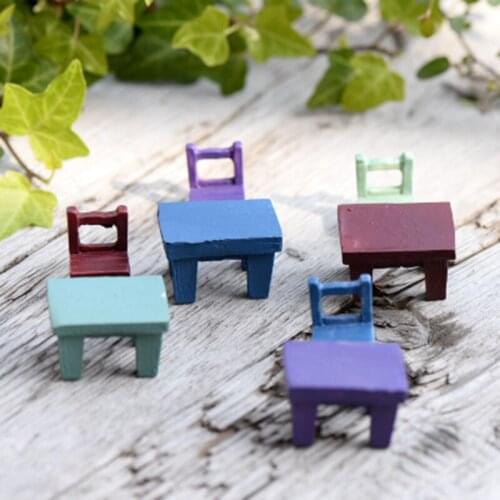 ZOCDOU 2 Pieces Colorful Table Chair Desk Stool Furniture Fitment House Figurine Crafts Figure Ornament Miniatures Home Decor