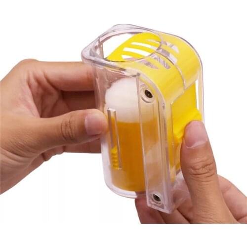 1Pc Bee Queen Marking Catcher Plastic One Handed Marker Bottle Plunger Plush Beekeeper Tools Garden Queen Bee Clip Cage Catcher
