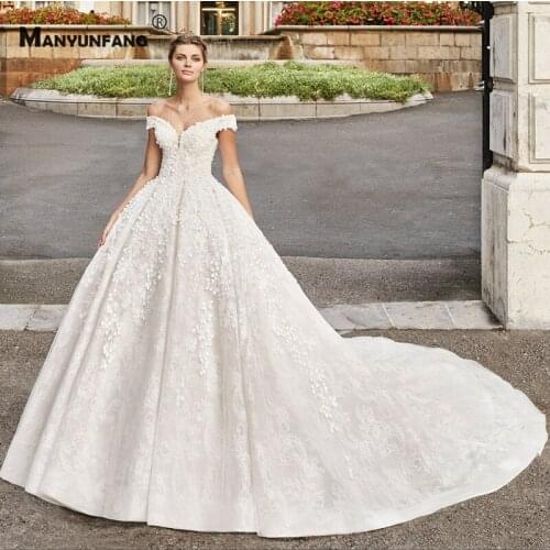 High-End 3D Flowers Embroidery Appliques Tulle Off the Shoulder Bridal Ball Gown Luxury Sweetheart Neck Lace Up Wedding Dress