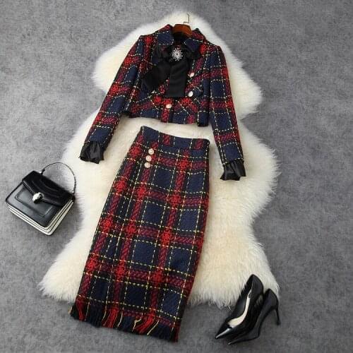 European and American womens wear 2020 winter new style Long-sleeved beaded bow jacket skirts Fashionable tweed suit