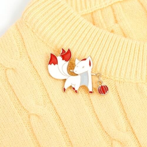 Girls sweater pin cardigan accessories simple cartoon fox Japanese cute pin badge brooch backpack lapel Neckline jewelry gifts