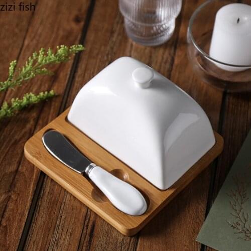 Ceramic Butter Dish with Butter Knife Set Bamboo Wooden Tray Household Luxury Art White Ceramic Cake Dessert Plate with Lid Set