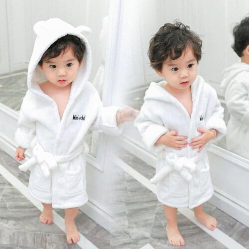 Fashionable 2019 Kids Bath Robes Winter Baby Kids Bathrobe Solid Color Flannel Bathgrowns for Toddler Girls Soft Belt Pyjamas