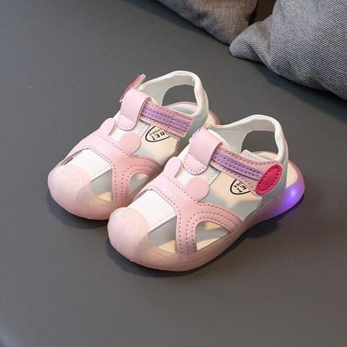 2021 New Infant Kids Sandals Light Up Beach Shoes Closed Toe Female Baby Non-slip Soft Bottom Baby Toddler Shoes Size 21-30