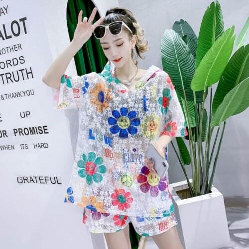 2021 Summer Womens Suit New Lace Suit Sunflower Temperament Loose Thin Short Sleeve Hoodies and Short Pants Lace Two Piece Sets