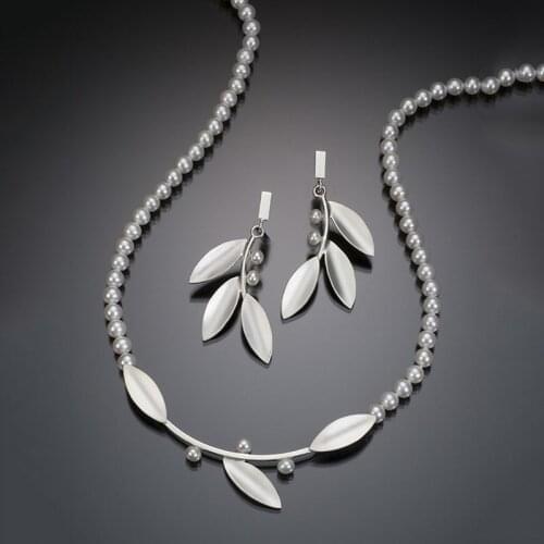 Delicate Plant Leaf Pearl Drop Earrings New Design Matte Gray-Silver Color White Gray Ornament Statement Earrings