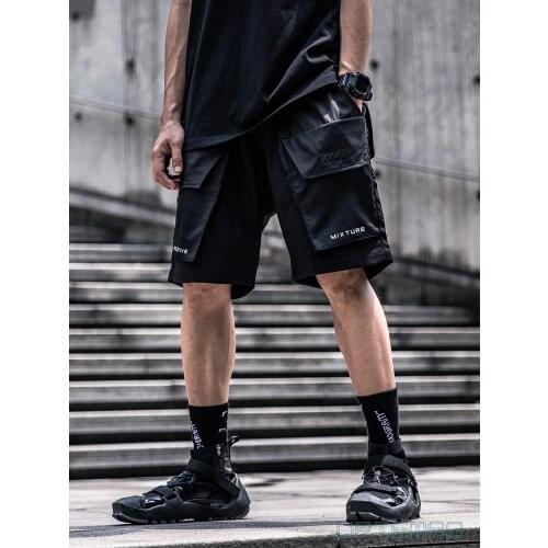 The croxx cargo shorts wide front and back pockets techwear darkwear ninjawear streetwear