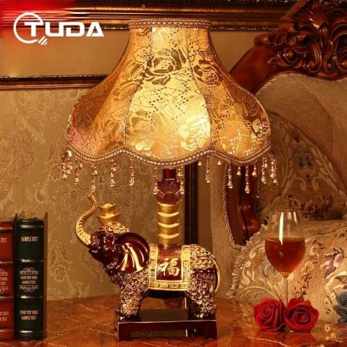 TUDA 2017 European Style Table Lamp for Bedroom Living Room Luxury Creative Resin Elephant Nightlight Tianyuan Decoration Lamp