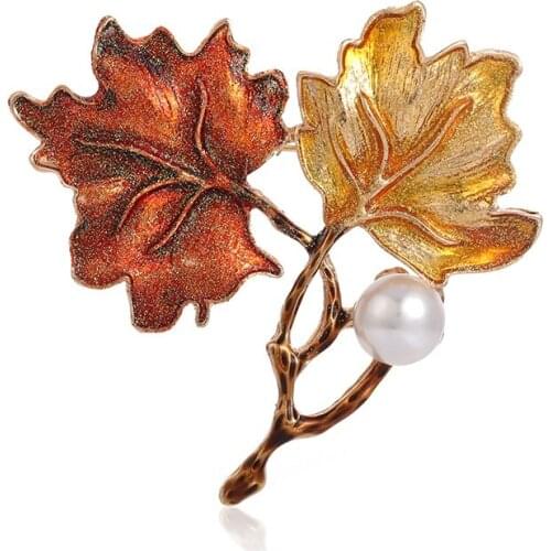 Blucome High Quality Cubic Zircon Maple Leaf Brooch Luxury Copper Peral Leaves Brooch for Women Wedding Party Brooches