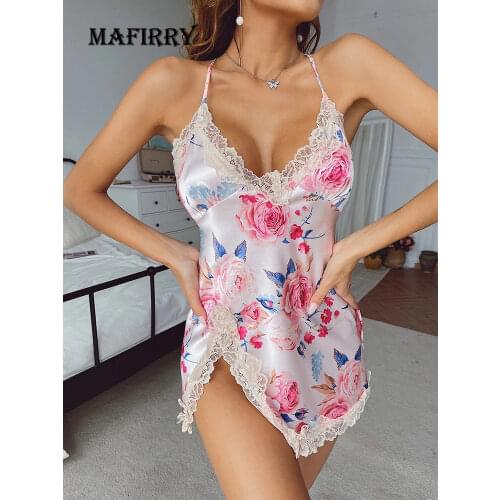 Lace Lingerie 3pcs Set Women Intimates Sexo Lace Bra+ Garter Belt+Gstring Thong Sexy Erotic Hot Embroidery Underwear Bra Set XL