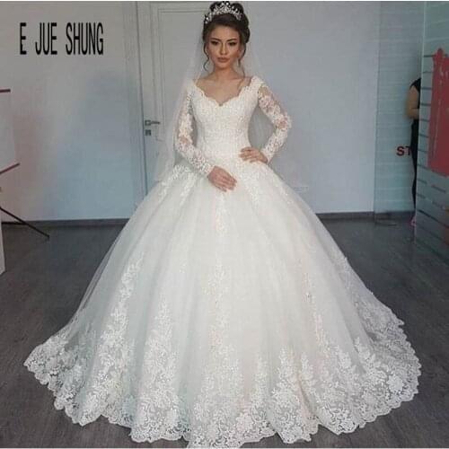 E JUE SHUNG Illusion Long Sleeve Wedding Dress 2020 V Neck Vintage Ivory Lace Beaded Sparkly Garden Wedding Gown Robe De Mariee
