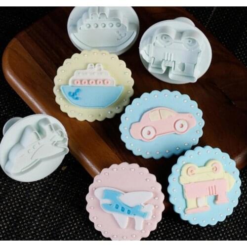 4 pcs/Lot Transportations Plastic Cookie Cutters Cake Fondant Molds Biscuit Sandwich Moulds Plane Car Train Ship Shapes