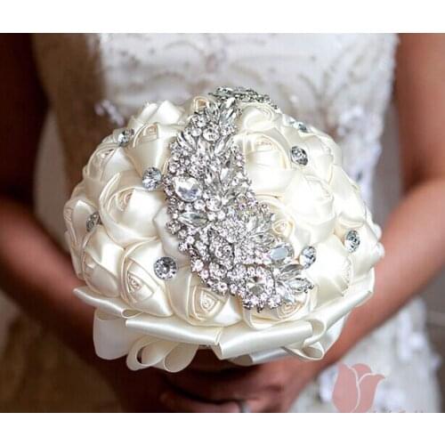 New design hot sell HandMade Top quality beaded Brooch silk Flower bride Bridal wedding bouquet Artificial flower