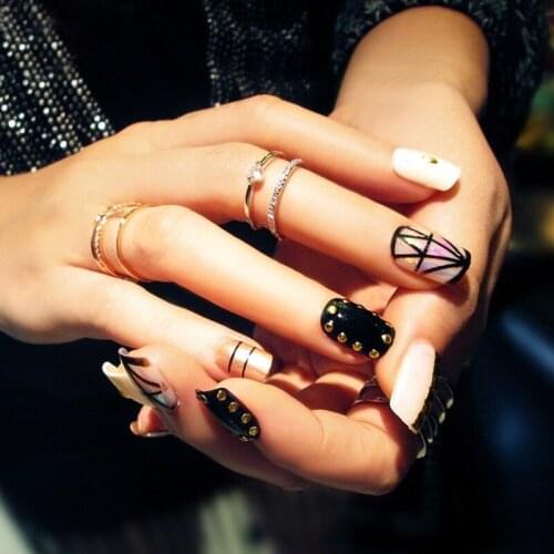 High Quality Fashion Gold Sequins Dotted Black Fake Nails 24 Pieces/box DIY Nail Art Jewelry Decoration Fake Nails