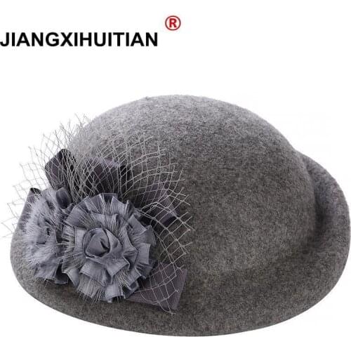 2017 new Winter Hat for Women Flower Warm Real fur Wool Beret Winter Cap Ladies Beanies Church Hats Cloche Bonnet Femme Fedoras