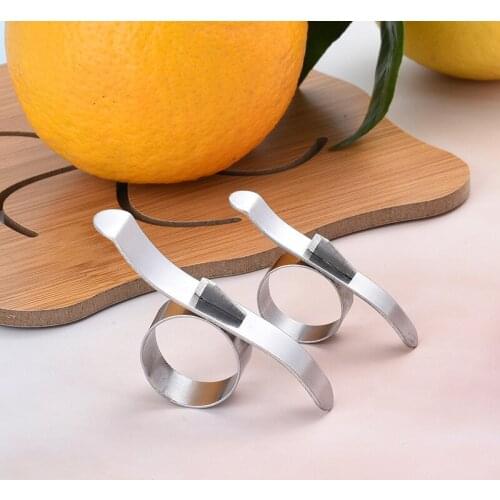 2pcs Kitchen Gadgets Cooking Tools Peeler Parer Finger Type Open Orange Peel Orange Device