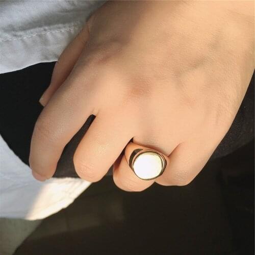 Bohemia Gold or Silver Color Plaitng Round Surface Signet Ring For Women Lady Office Dinner Party Decoration Statement Jewelry