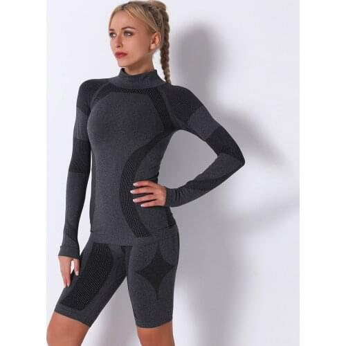 Seamless knitted sexy striped breathable long-sleeved shorts suit yoga wear sports fitness pants