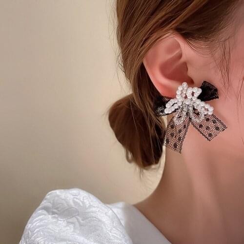 Korean Fashion Crystal Pearls Lace Bowknot Earrings for Women Vintage Fashion Black Color Big Stud Earrings New Trendy Jewelry