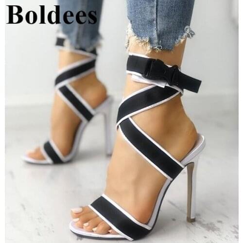 Beauty Ladies Shoes Fashion Thin High Heel Mixed Color White Black One Belt Designer Party High Heel Sandals Show Shoes