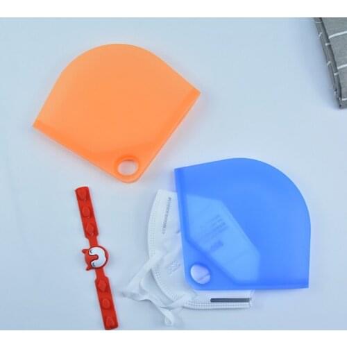 1PC Dust-proof Pollution-proof Security Mask Holder Bags Artifact Silicone Flat Type Mask Storage Box Mask Temporary Clip