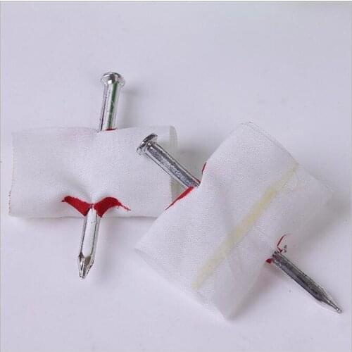 Halloween Action Figure Toy Halloween Funny Props Fake Blood Novelty Finger Wear Nail Telling Stories 5z