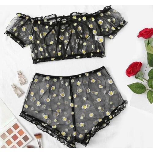 2021 New Bra Set Womens Lingerie Cute Daisy Embroidered Set Off Shoulder Bra Top + Shorts Transparent Mesh Sexy Underwear