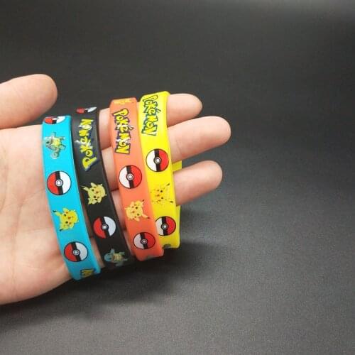 4pcs/lot Anime Pokemon Bracelet Cartoon Pocket Elf Pikachu Soft Silicone Bracelets Children Party Gifts Toys Cosplay Accessoires