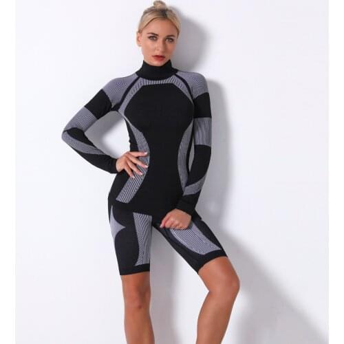 Seamless knitted striped hip long-sleeved shorts yoga suit womens sports running fitness pants