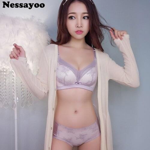 Women Sexy Lace Push Up Wireless Bra And Panties Set Summer Seamless Thin Cup Brassiere Girls 3/4 Cup Lingerie Set Small Cup Bra