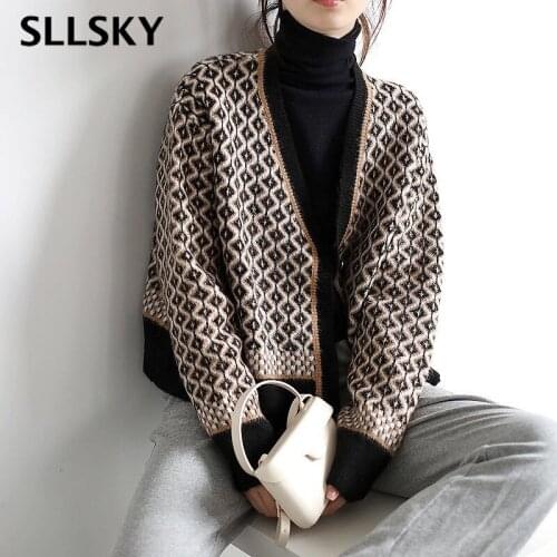 Sllsky Plaid knitted Sweater Cardigan Women Autumn Winter V neck Casual Short Outside Single Breasted Long Sleeves Loose Top