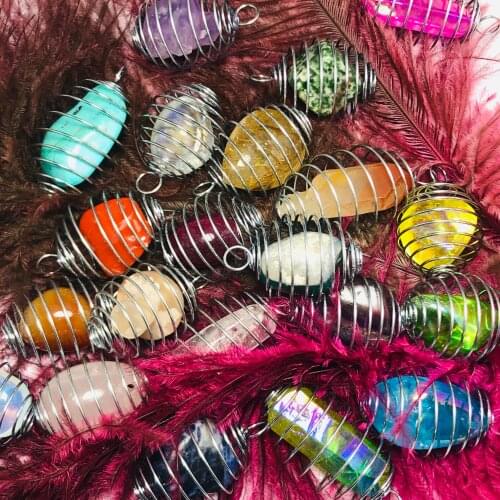 Natural quartz crystal gravel specimen polished tumbled stone