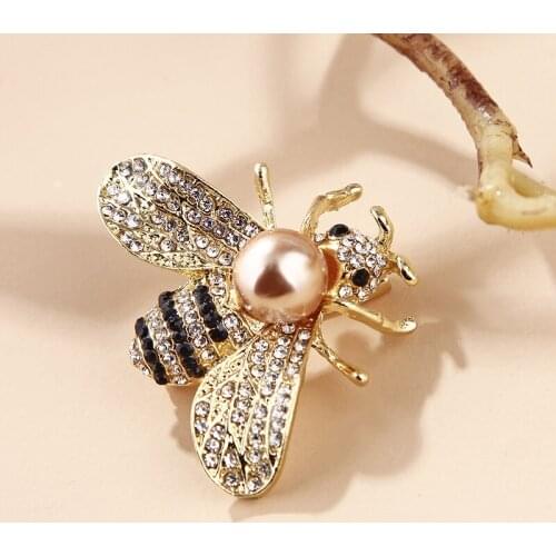 Fashion full Rhinestone big pearl bee brooch woman silk scarf buckle pin insect brooches party gift