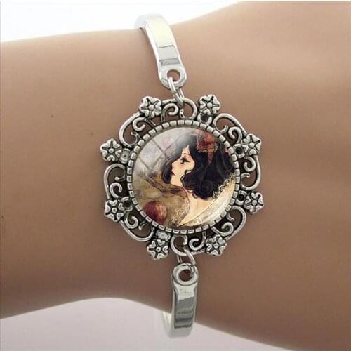 Disney Fashion Snow White Bracelet Jewelry Glass Cabochon Charm Bracelet Cartoon Q Version Princess Glass Dome Bracelet