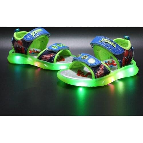 Fashion Cartoon Spoderman Lighting Kids Sneakers Lovely Cute 5 Stars Excellent Children Sandals Disney Girls Boys Toddlers