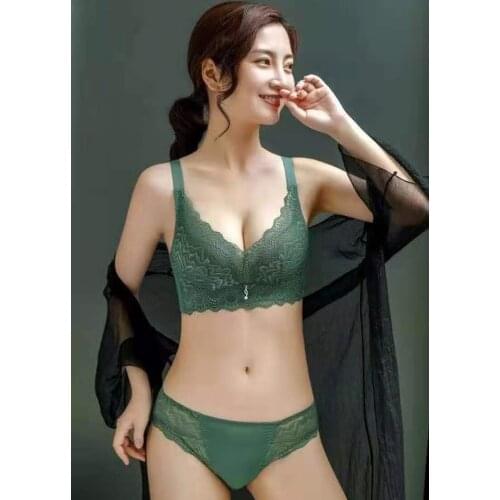 Sexy lace no rims gather Seamless breathable and comfortable underwear sets on care