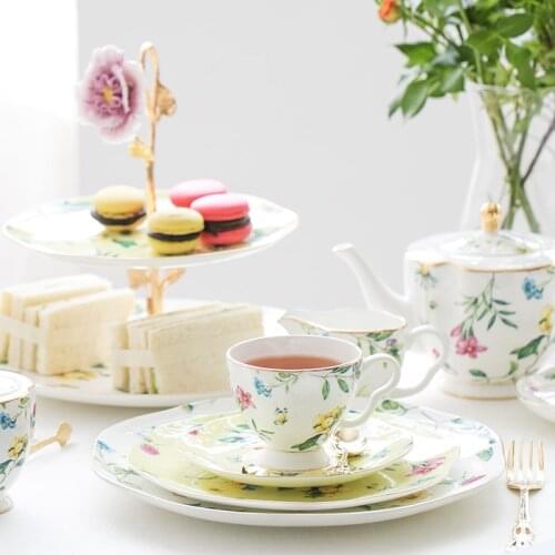 EECAMAIL British Afternoon Tea Bone China Coffee Cup Exquisite Luxury Set Seramic tea Set Limited Dessert plate Valentines Gift