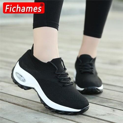 Fichames Low-heeled Shoes