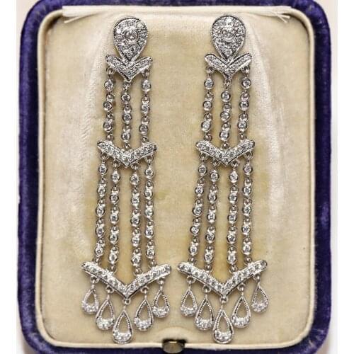 PERFECT VINTAGE 18K GOLD NATURAL DIAMOND DECORATED DROP STYLE EARRING