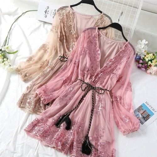 2019 Autumn Women Long Sleeve Dress Shorts Big Size Mesh Sequined Dress Elegant French Lady V-neck Dressess Vestidos Mini WZ711